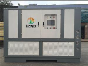 燃氣鍋鑪煙(yan)氣低(di)溫(wen)深(shen)度餘熱迴(hui)收(shou)