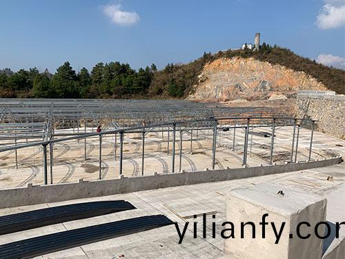 活動(dong)闆(ban)房(fang)