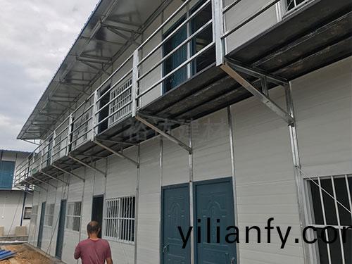 活(huo)動闆(ban)房