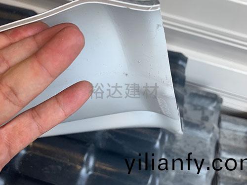 普(pu)通料四(si)層樹脂瓦