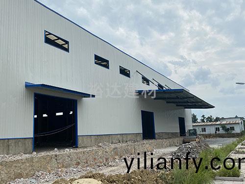 鋼(gang)結(jie)構簡(jian)易(yi)棚(peng)